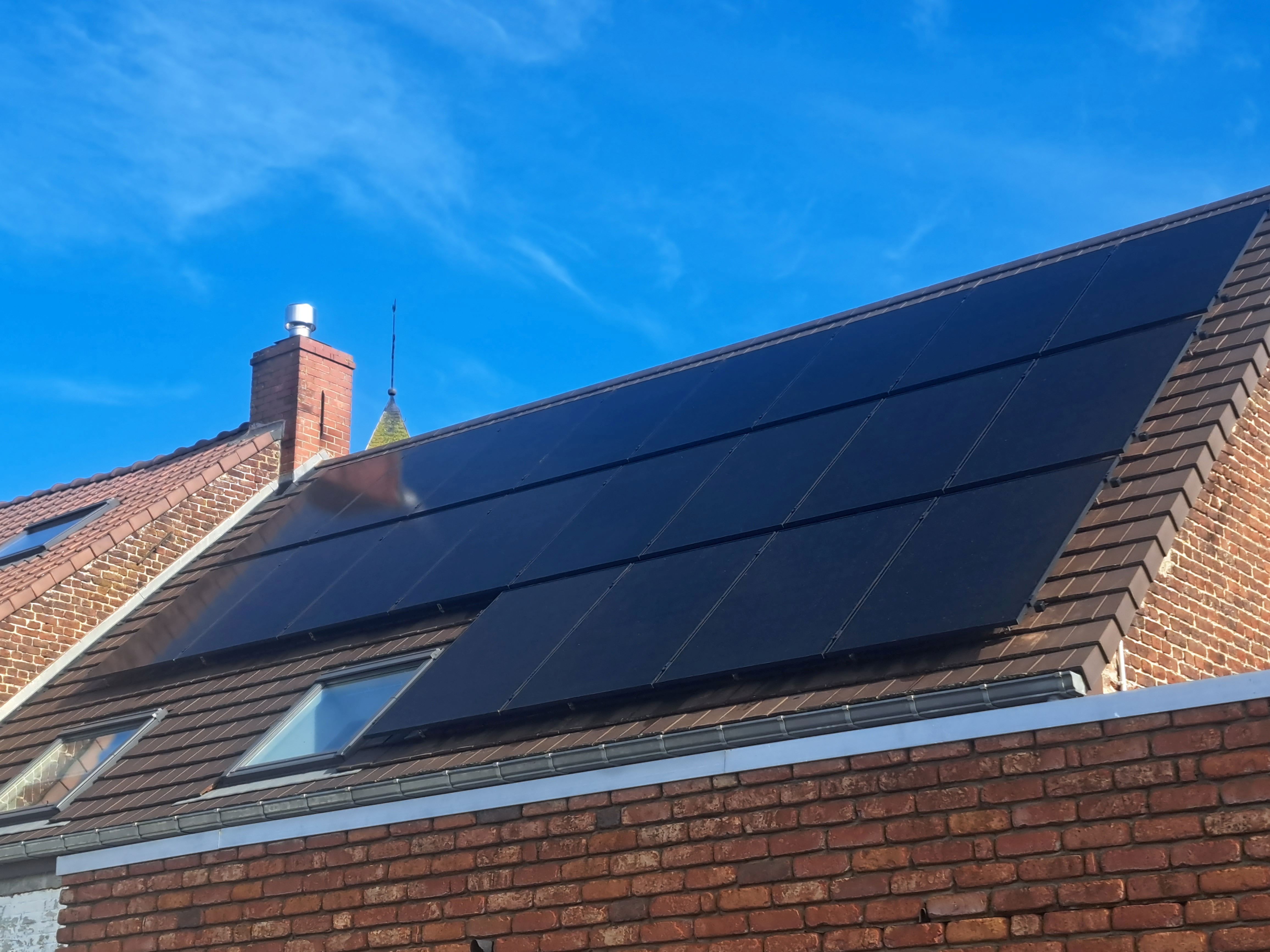 Zonnepanelen plaatsen